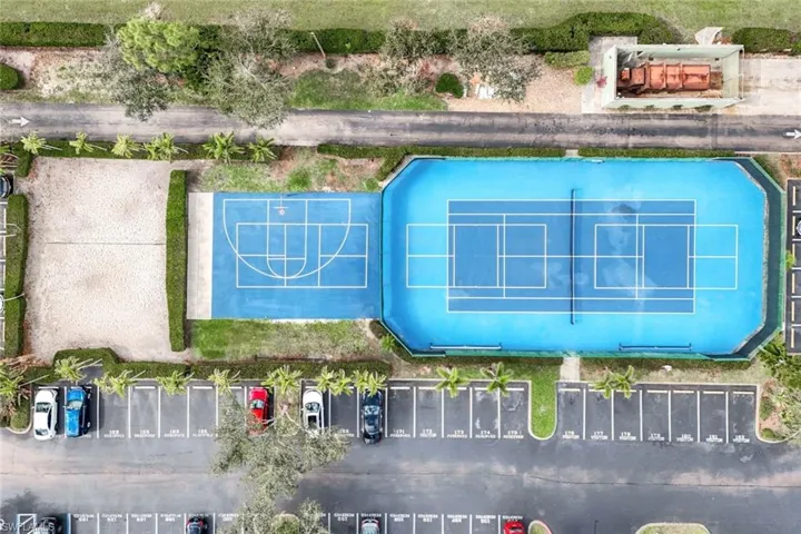 Tennis/Pickleball Courts