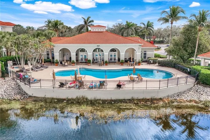 Community Pool & Clubhouse