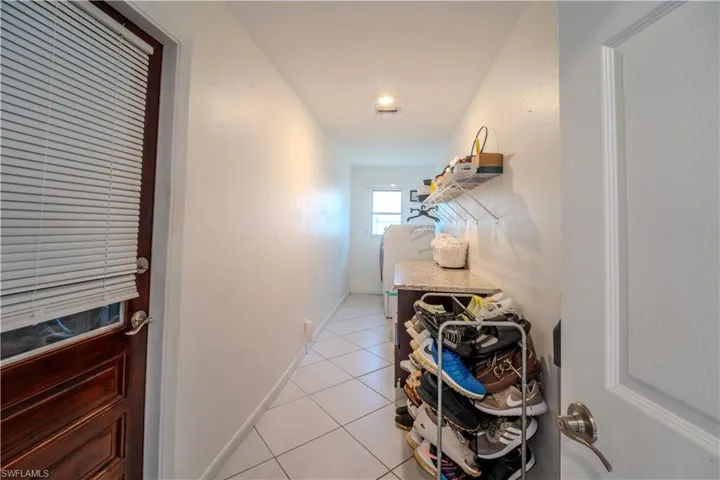 1313 Se 37th Ter, Cape Coral, Florida 33904