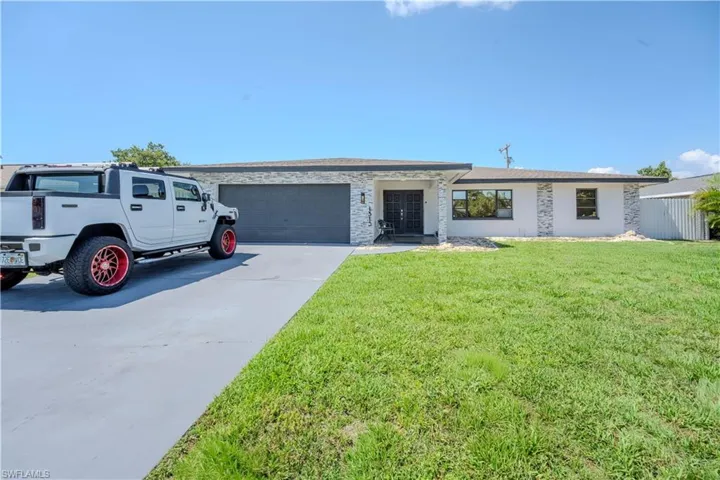1313 Se 37th Ter, Cape Coral, Florida 33904
