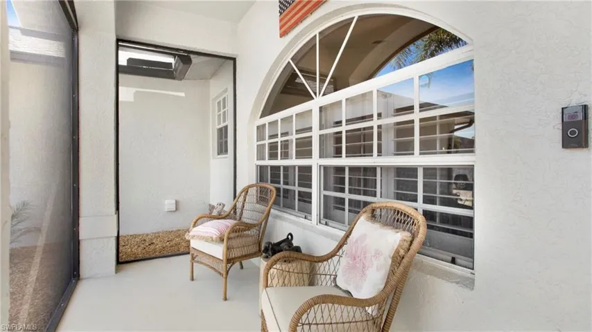 Screened in Entry
