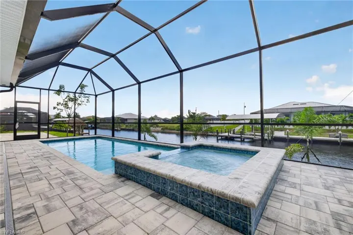 3301 Nw 17th Ln, Cape Coral, Florida 33993