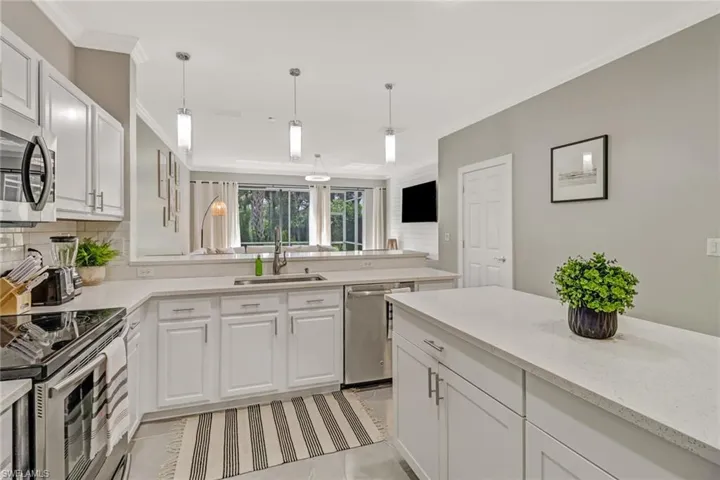 16263  Ravina  WAY, Naples, FL 34110
