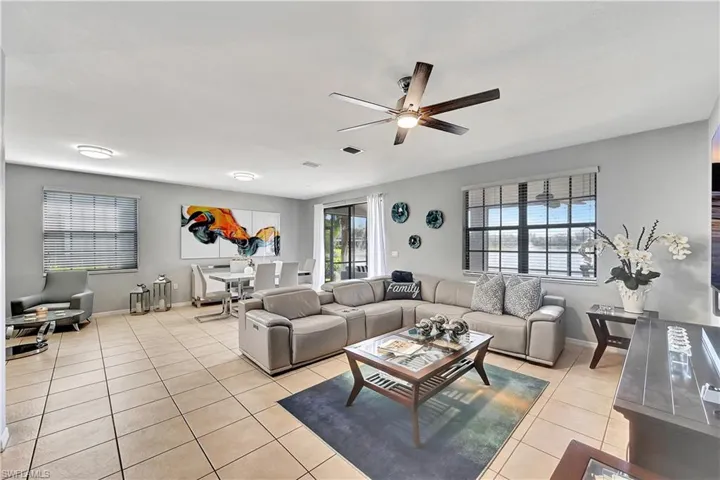 14724  Sutherland  AVE, Naples, FL 34119