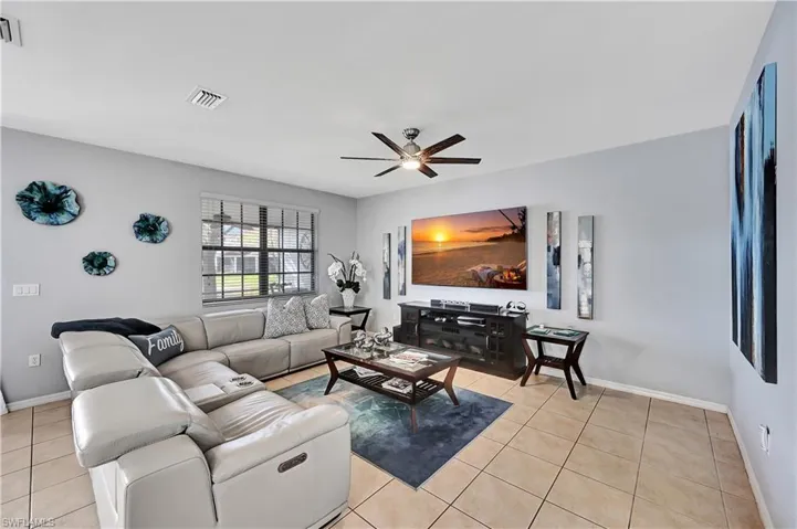 14724  Sutherland  AVE, Naples, FL 34119