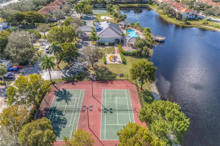 14724  Sutherland  AVE, Naples, FL 34119