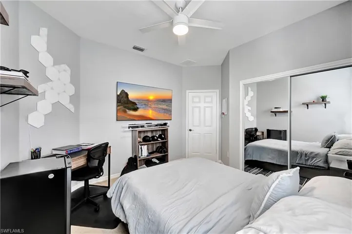14724  Sutherland  AVE, Naples, FL 34119