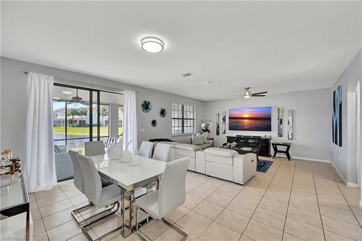 14724  Sutherland  AVE, Naples, FL 34119