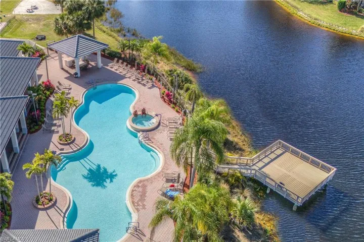 14724  Sutherland  AVE, Naples, FL 34119