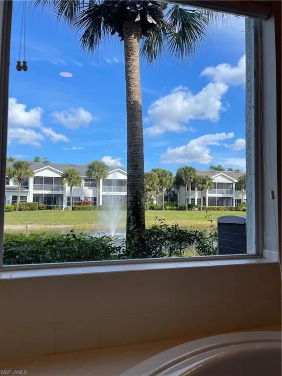 12823 Carrington CIR, Naples, FL 34105,225045890