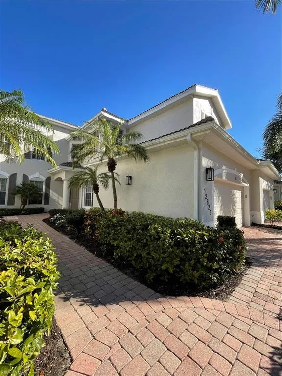 12823 Carrington CIR, Naples, FL 34105,225045890