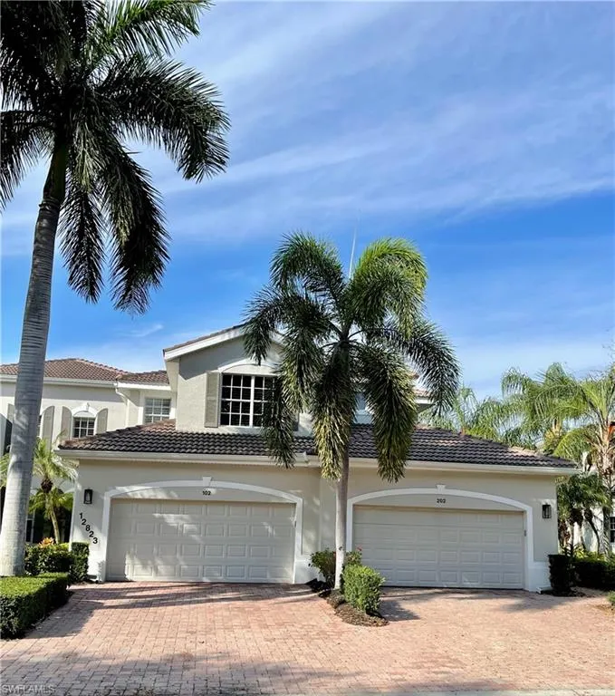 12823 Carrington CIR, Naples, FL 34105,225045890