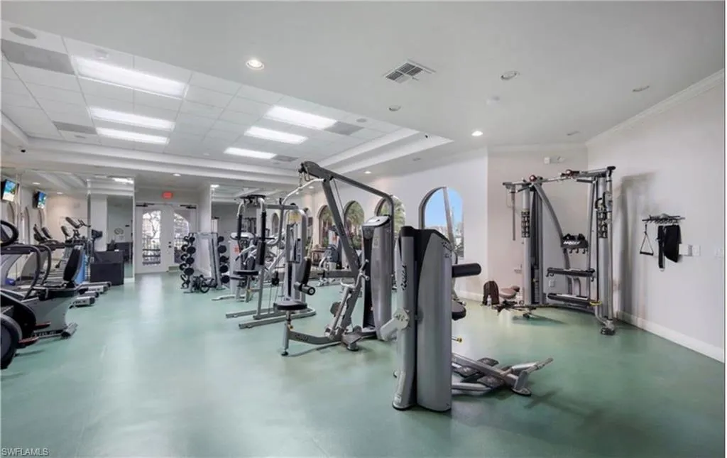 12823 Carrington CIR, Naples, FL 34105,225045890