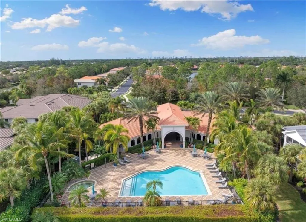 12823 Carrington CIR, Naples, FL 34105,225045890