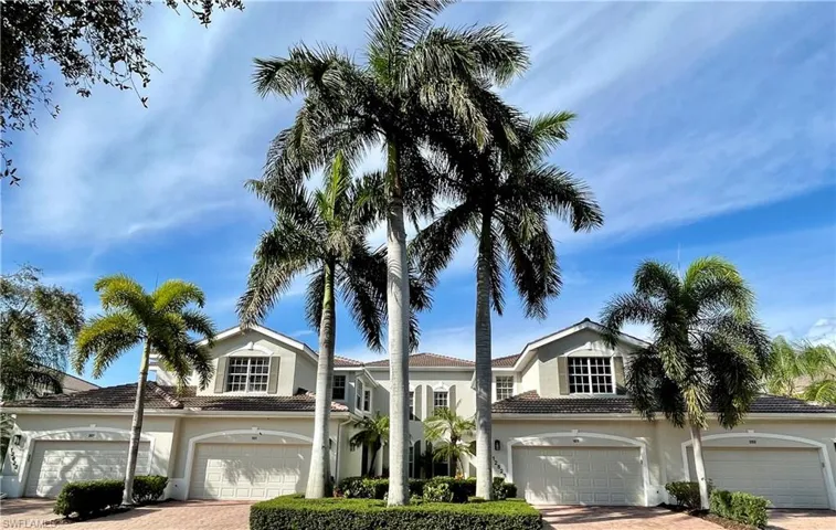 12823 Carrington CIR, Naples, FL 34105,225045890