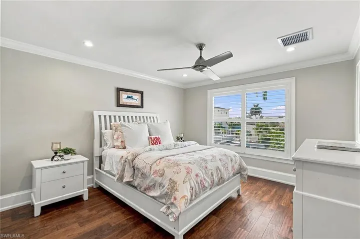 132 Hilo St, Naples, Florida 34113