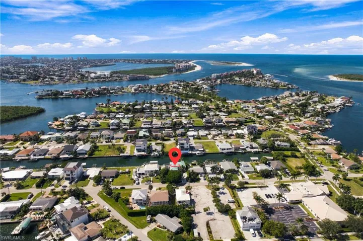 132 Hilo St, Naples, Florida 34113