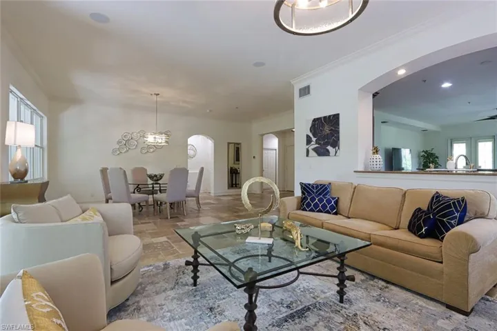 2868 Tiburon Blvd E 102, Naples, Florida 34109