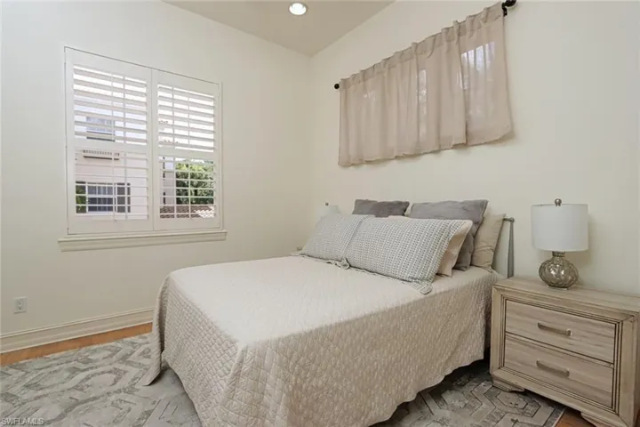 2868 Tiburon Blvd E 102, Naples, Florida 34109