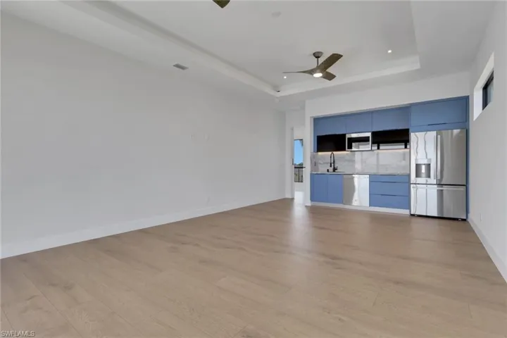 Game room with kitchennette