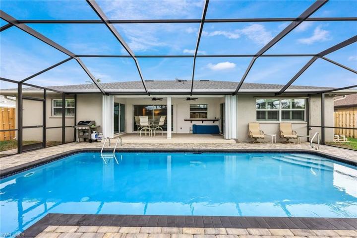 Sparkling pool and lanai