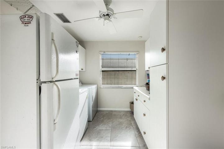 Oversize laundry room with extra storage!