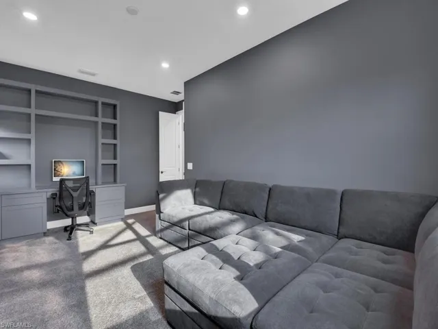 Den/Home Office