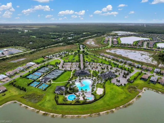 LakefrontAmenity Center