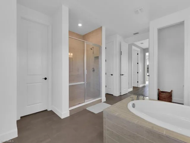 Master Suite Bath - Second Floor