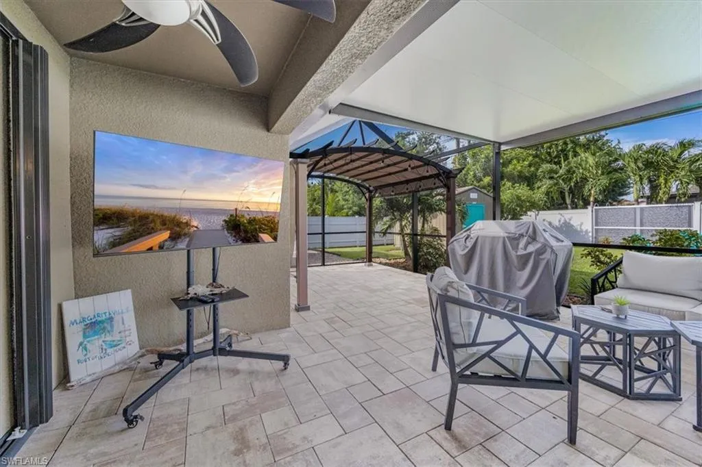 706 9th CT, Cape Coral, FL 33991,224069988