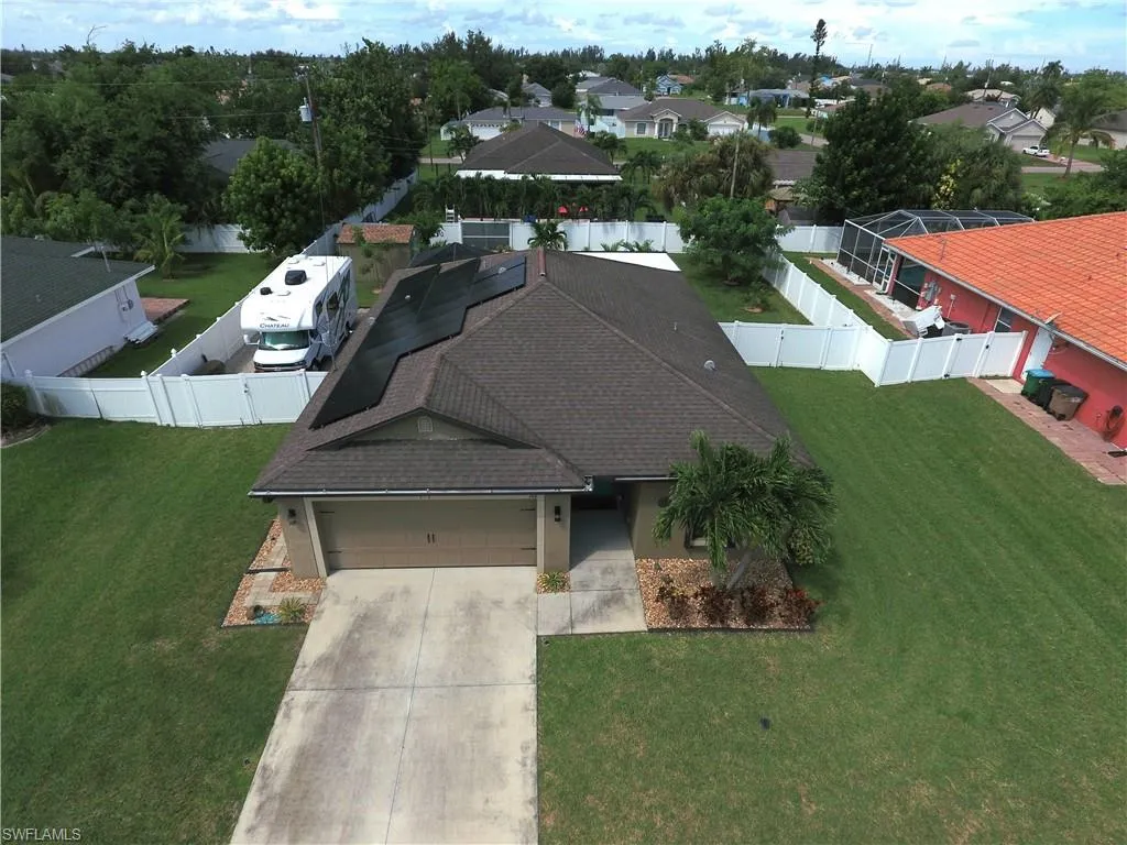706 9th CT, Cape Coral, FL 33991,224069988
