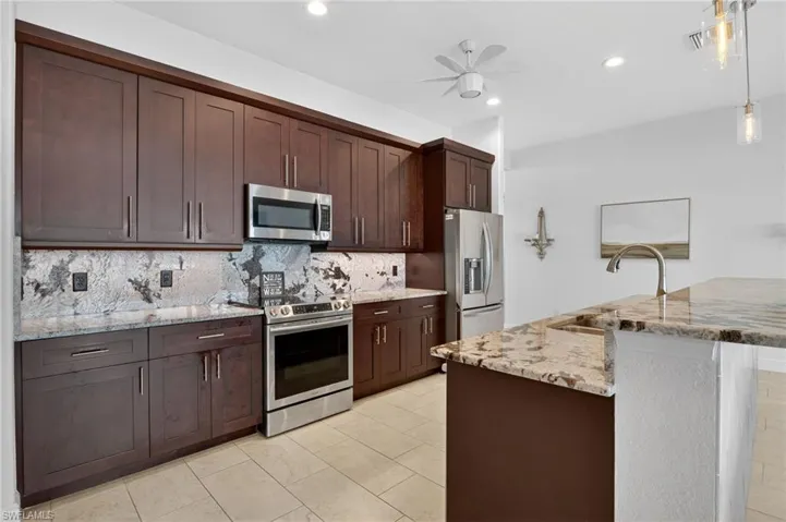 3331 Nw 46th Ave, Cape Coral, Florida 33993