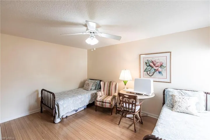 3149  Andorra  CT, Naples, FL 34109