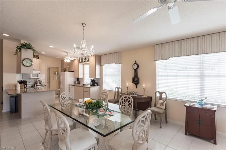 3149  Andorra  CT, Naples, FL 34109