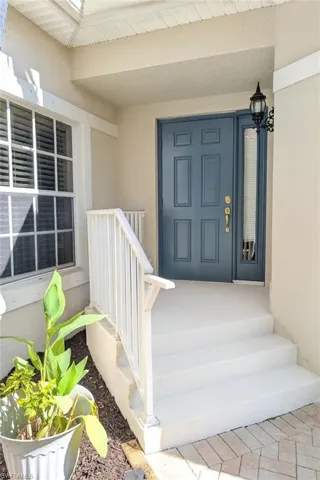 Private Entrance
