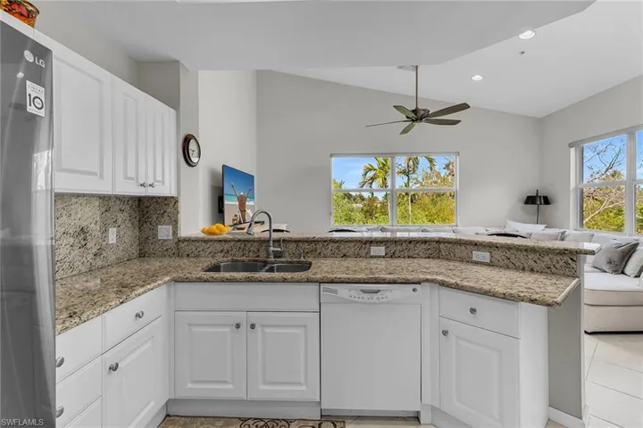 8375  Whisper Trace  LN, Naples, FL 34114