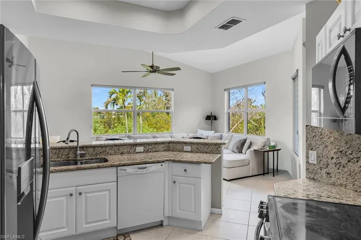 8375  Whisper Trace  LN, Naples, FL 34114