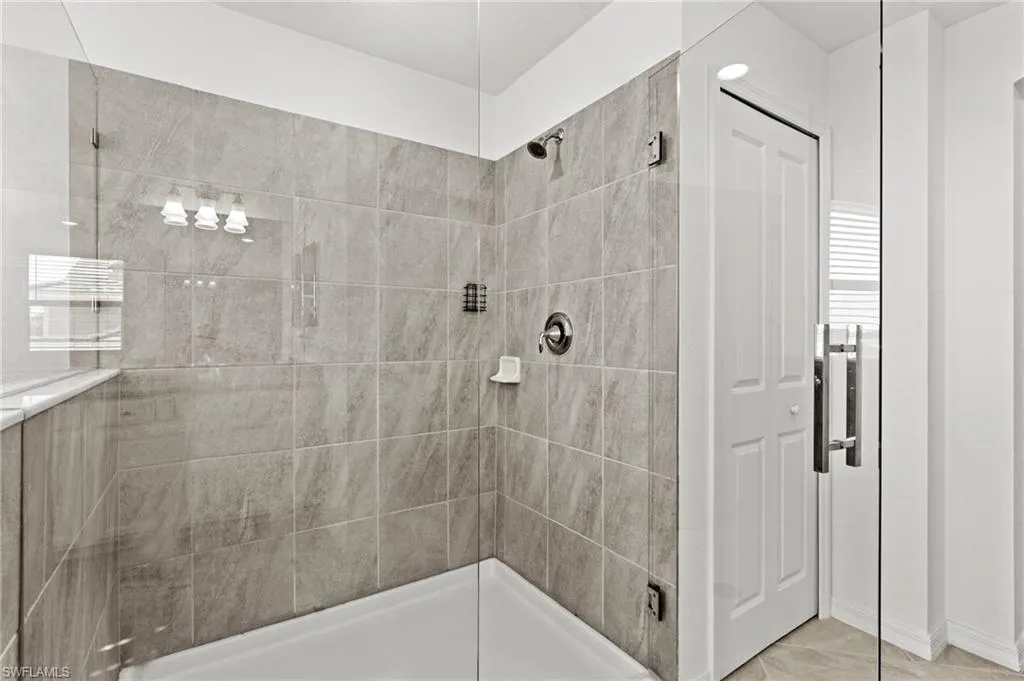 2111 Hamlin St, Naples Fl 34120