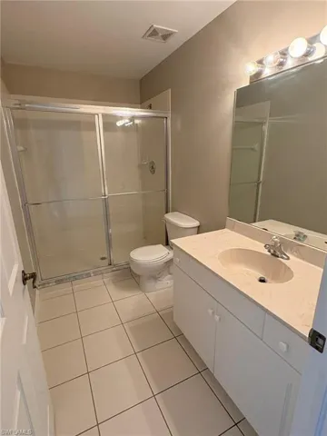 3643  Pine Oak Cir  , Fort Myers, FL 33916