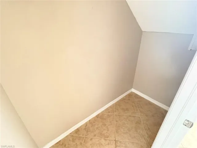 3643  Pine Oak Cir  , Fort Myers, FL 33916