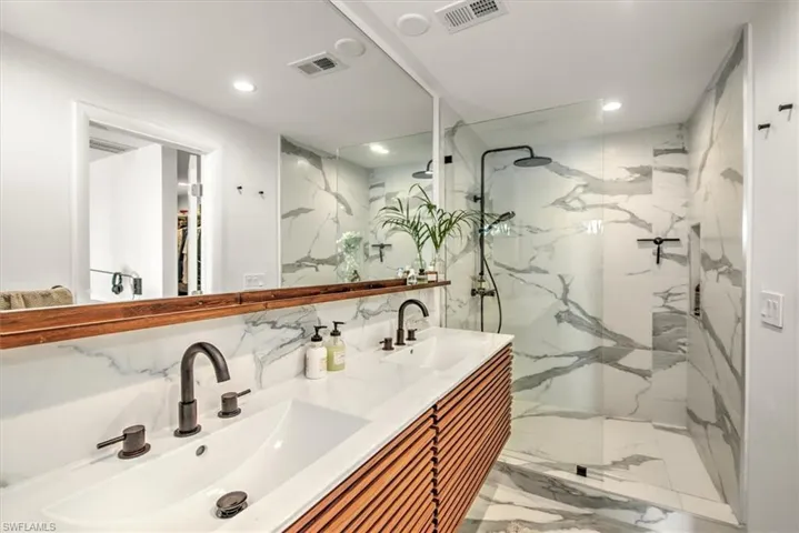 1611 S Mayfair  RD, Fort Myers, FL 33919