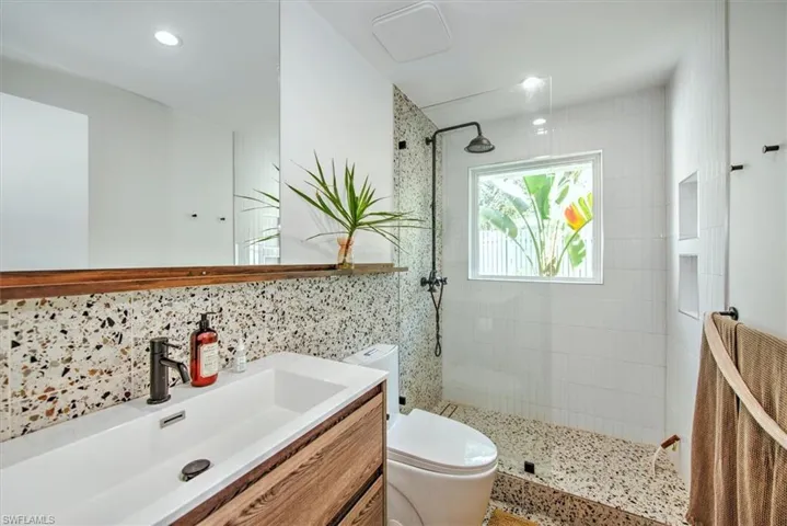 1611 S Mayfair  RD, Fort Myers, FL 33919