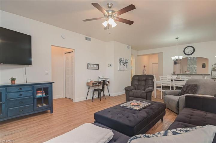 2271  Somerset Ridge  DR, Lehigh Acres, FL 33973