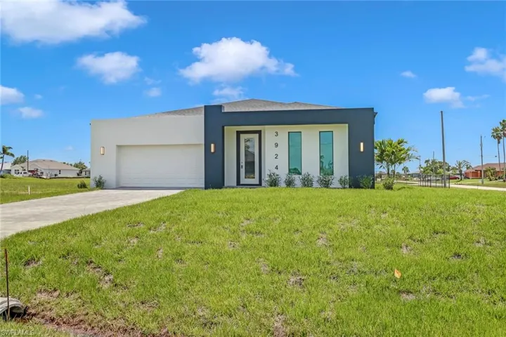 1146  Holmes S AVE, Lehigh Acres, FL 33974