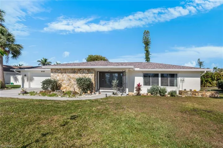 5052 Fairfield Drive Fort Myers, FL 33919