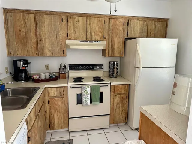 9391  Lennex  LN, Fort Myers, FL 33919