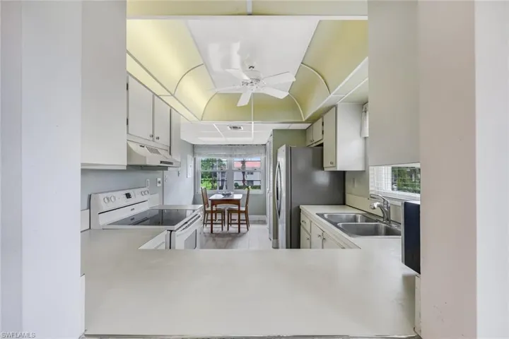 1056 Forest Lakes Dr C211, Naples, Florida 34105