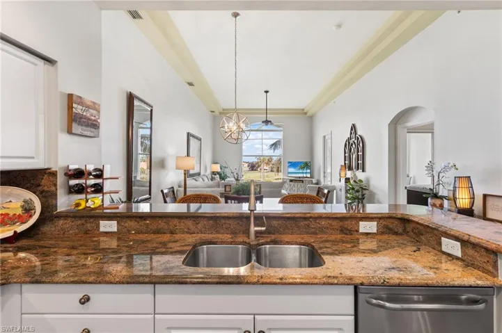 11100  Harbour Yacht  CT, Fort Myers, FL 33908