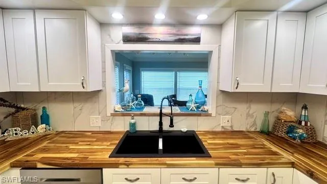 5714 Captain John Smith Loop, North Fort Myers, Florida 33917