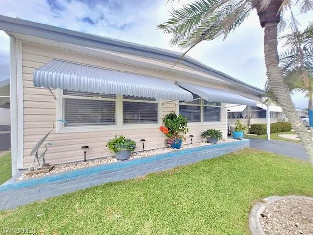 5714 Captain John Smith Loop, North Fort Myers, Florida 33917